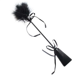 Луксозен флирт падъл с перо и елегантни сатенени панделкиснимка 3