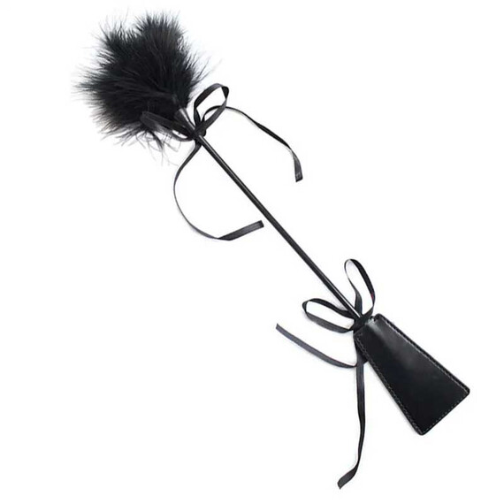 Луксозен флирт падъл с перо и елегантни сатенени панделкиснимка 3