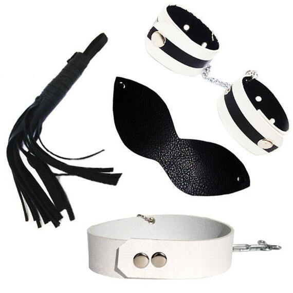 BDSM комплект οт 4 части  Секс Комплекти